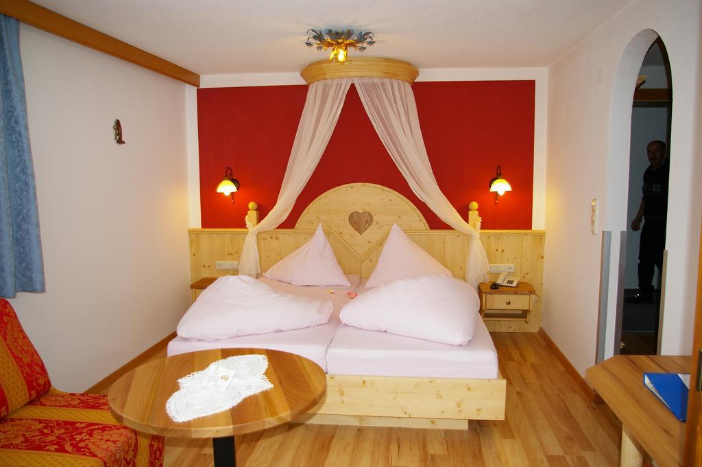 Gasthof Martha Nauders Room photo
